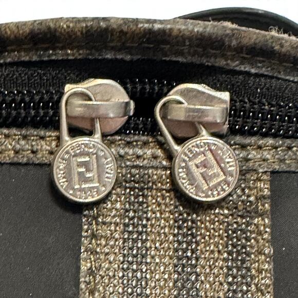 Fendi Complemento Cosmetics Bag Case Black Nylon Pequin Striped w/Comb & Mirror - Picture 9 of 12